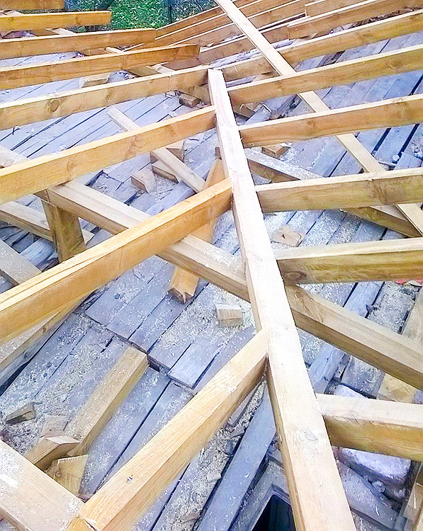 Ремонт на покриви с дървена конструкция